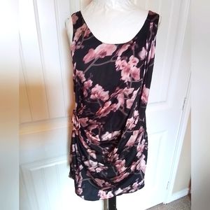 SLEEVELESS BLACK DRESS WITH FLOWER PRINT